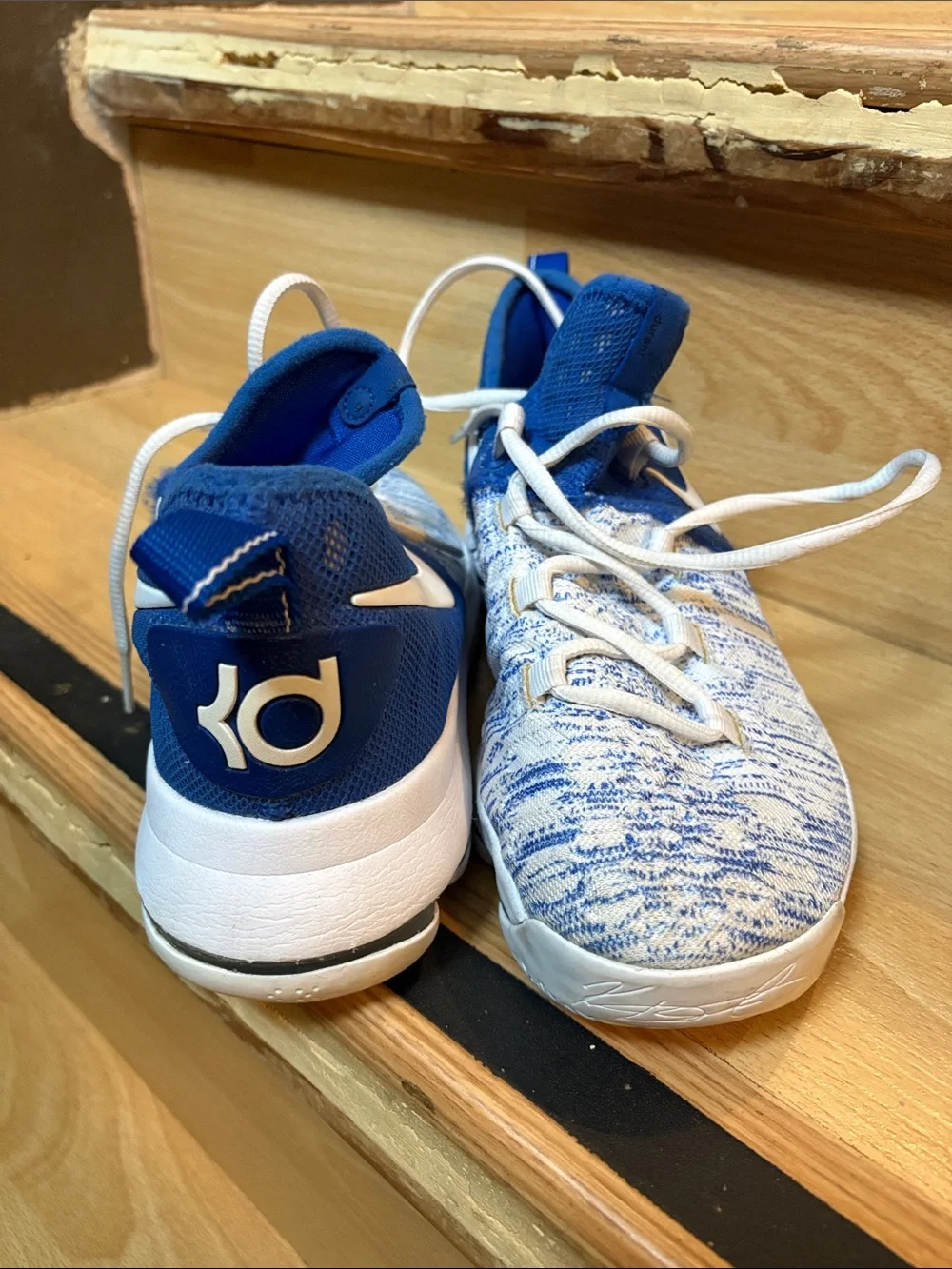 Nike KD Blue and White Performance Sneakers size 5.5 Y - Picture 4 of 6